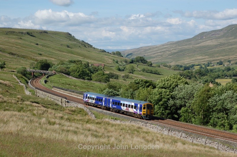 16.6.08 158905 14.49 Leeds - Carlisle Ais Gill Viaduct - Ais Gill - Viaduct