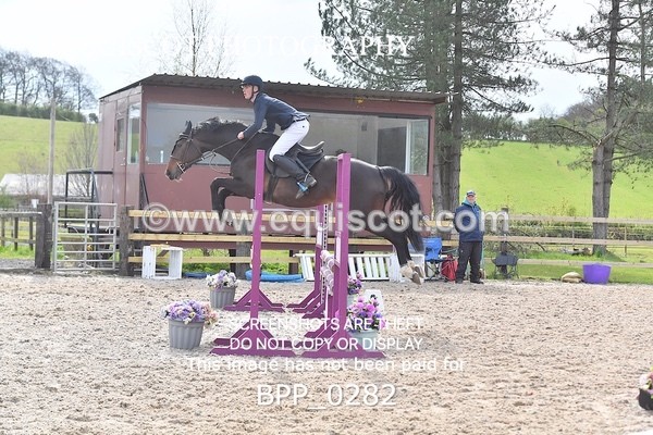 BPP_0282 - CLASS 2 FRI Senior BritiNovice/ 90cm Open