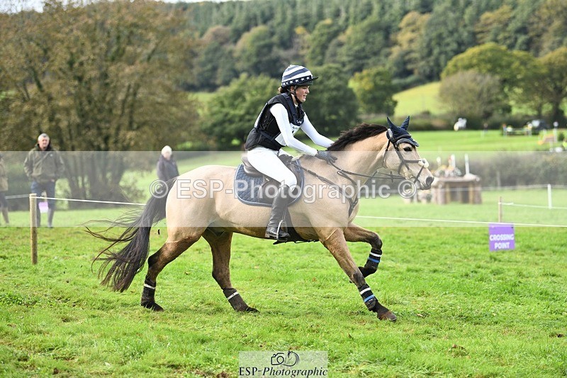 231021-134954-18135 - 442-BICTON.INCREDIBLY.DUN-millie.jo.challinor-SC+XC