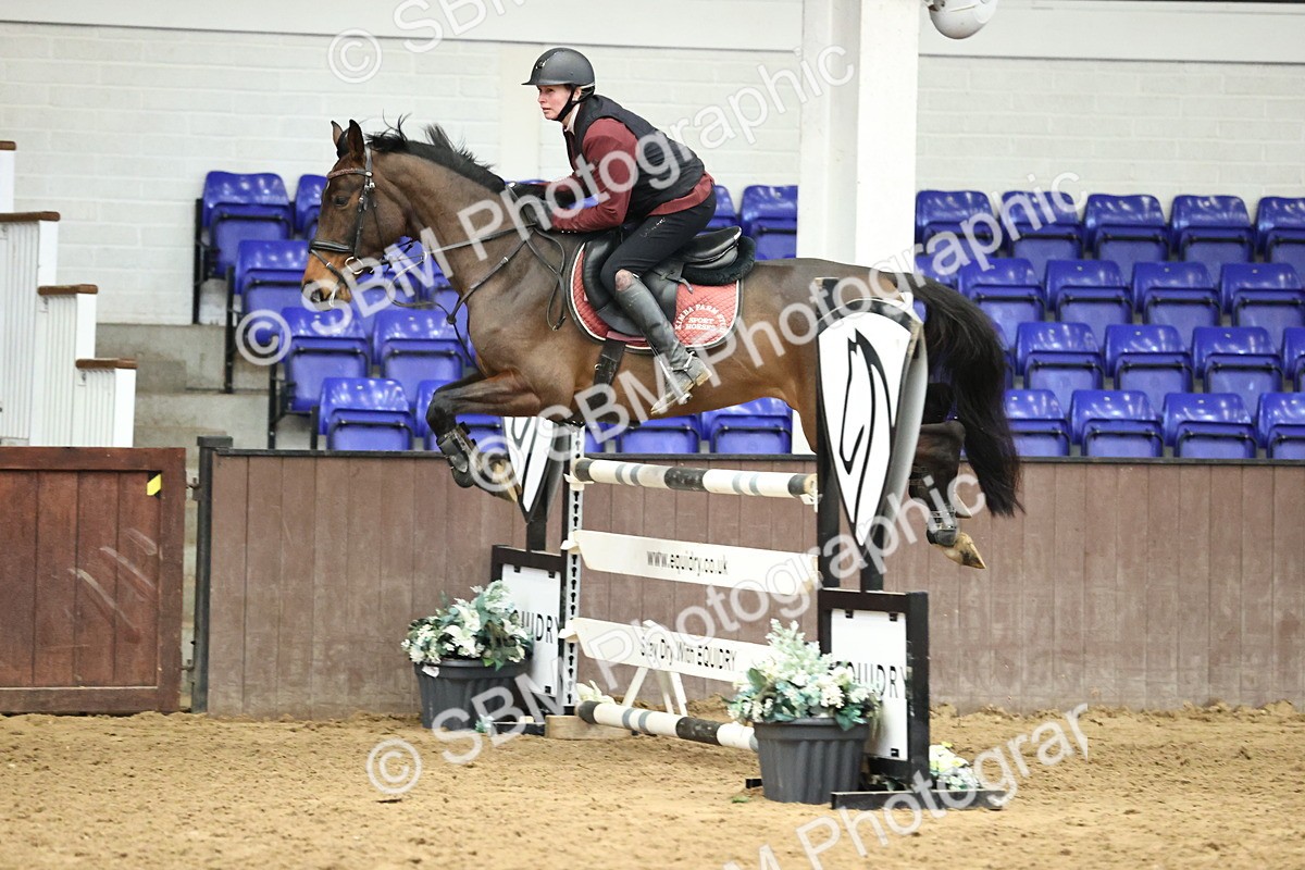 SBM_005402 - Class 17 - Senior Newcomers 1.10m