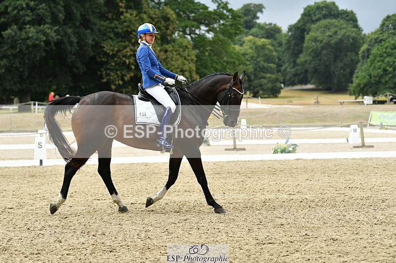 250718A-135832-01940 - 038-Natasha.Collings-Costello-Dovevale.Tender.Dove