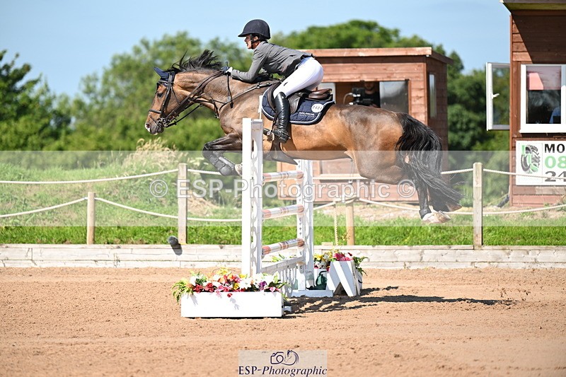 240718A-104512-04624 - Cls 1, 3 Star Small Tour 1.35m