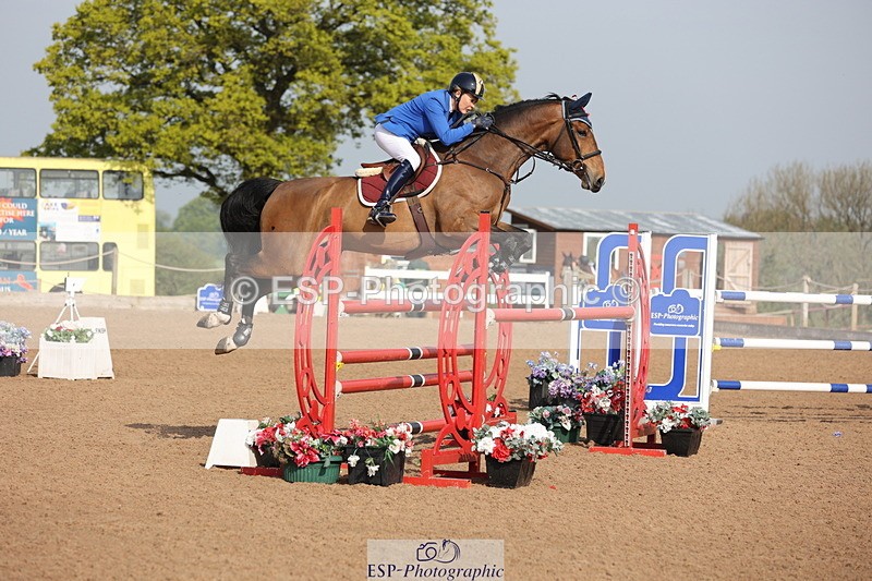 240511A-090424-10904 - Cls 32 Foxhunter