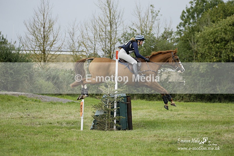  WWHT 031021 3616 - Intermediate Pairs (0.90m) 03/10/21