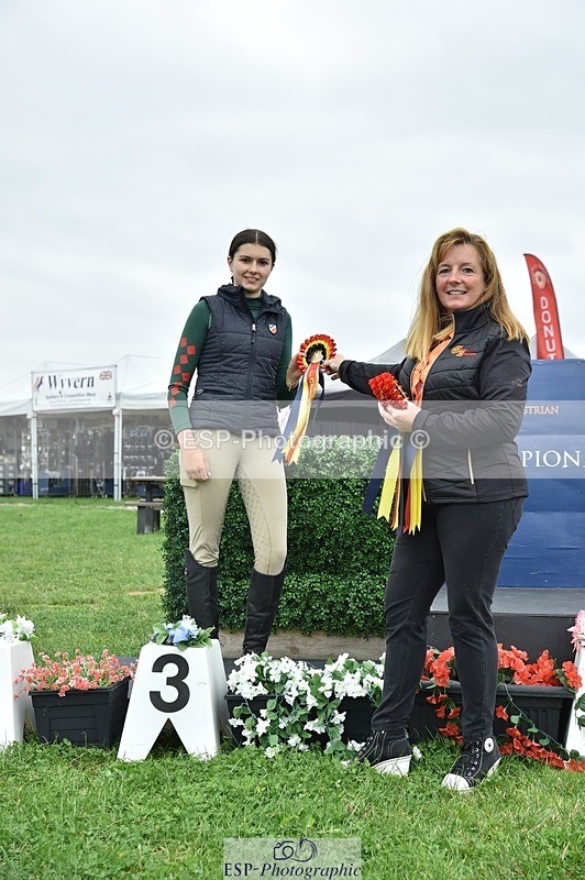 240831A-142612-03932 - 90 Presentations