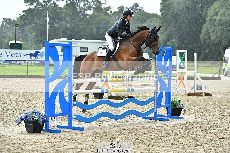 230714-092758-31140 - Cls 76 A&B Snr Newc & 1.10m Open