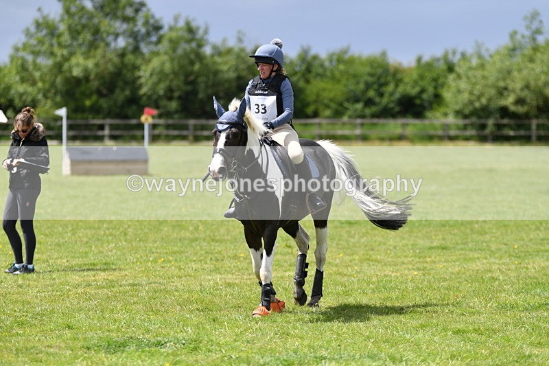 WJ5_3332 - Class 4 60cm