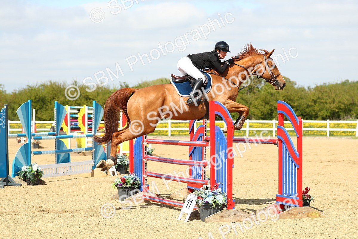 SBM_001361 - Class 5 - Senior Foxhunter 1.20m