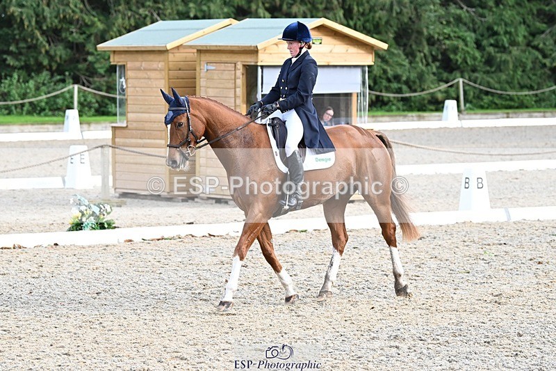 231019-160441-05232 - 066-FJK.OVER.AND.OUT-Alicia.Wilkinson-DR