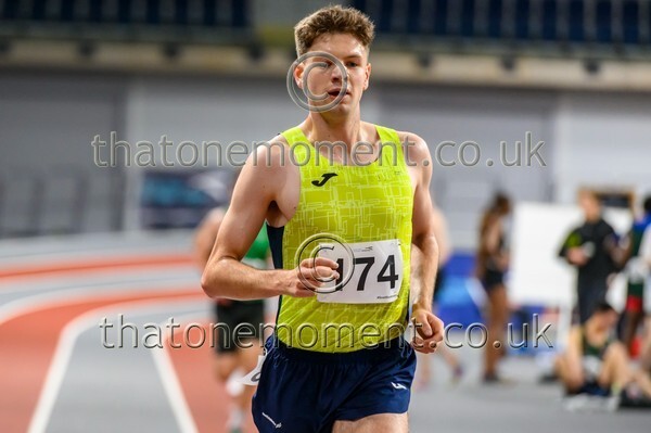 StudInd-915759 - Track Male Set Two
