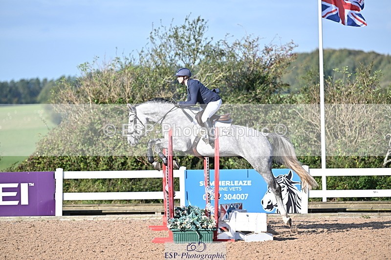 241004A-101932-01110 - Fri 07 Snr Brit Nov & 90cm Open