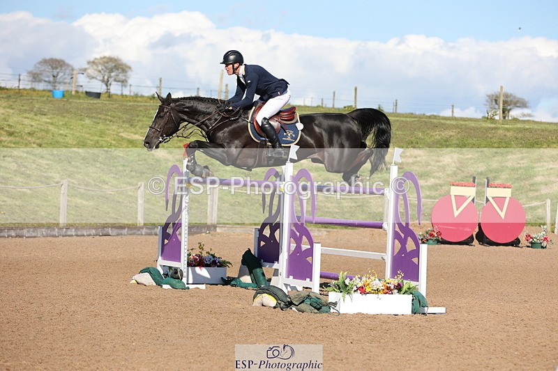 240419A-165208-09473 - Cls 10, 2 Star Big Tour 145cm  Break to End