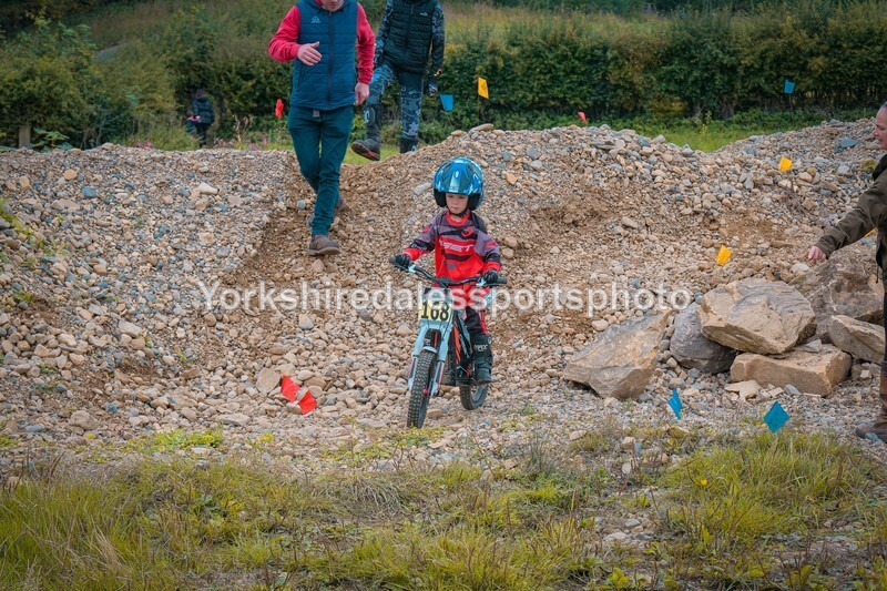 DSCF0542 - Ripon MC Trial 27/09- kids