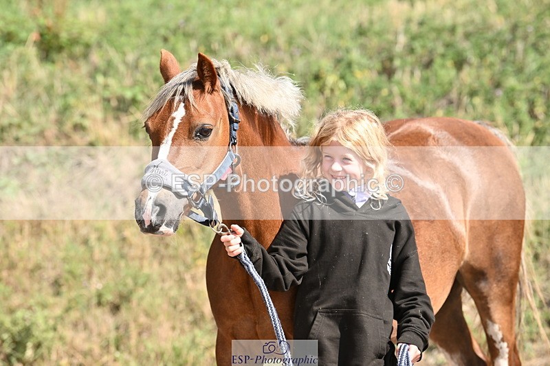 250821B-152300-00754 - Group C - Laraine