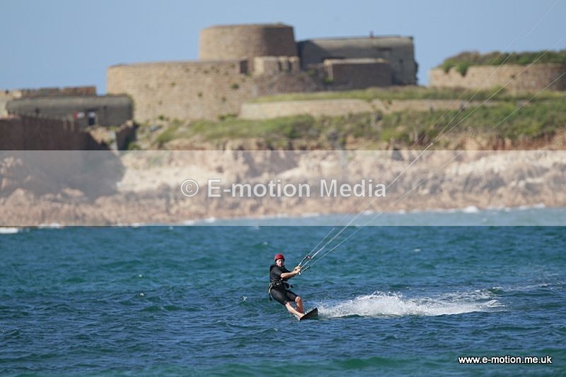 KS 280712 3 - Kite Surfing