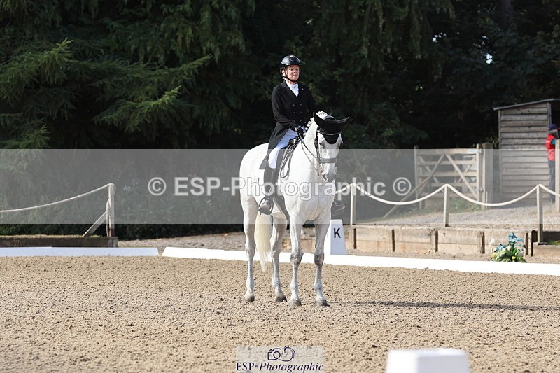 250809A-100508-02285 - 039-Jane.GilbyHugo.Holunder