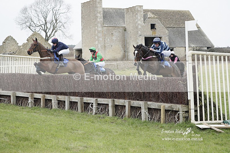 PtP 040323 323 - Duke of Beauforts Hunt Point-to-Point Didmarton 04/03/23