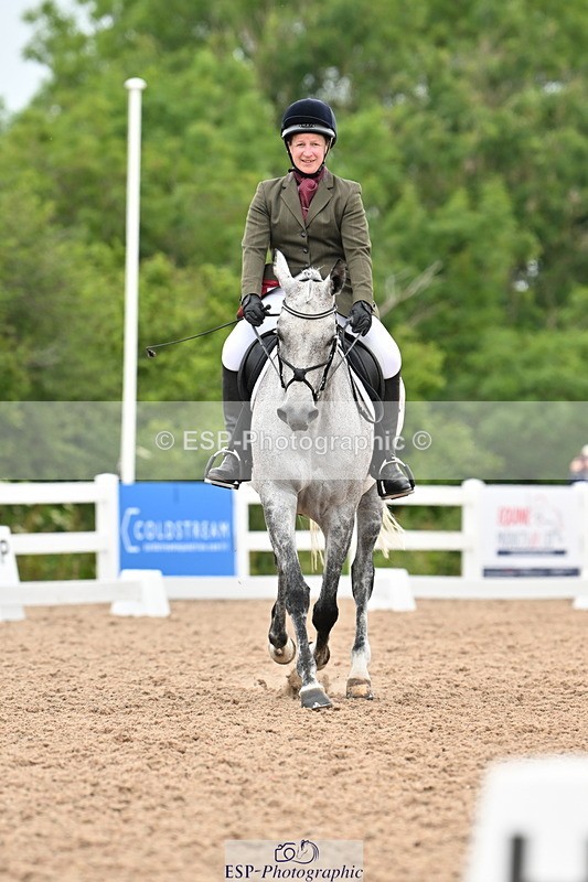 240623A-110618-17371 - Cls 48 BD Novice 37A