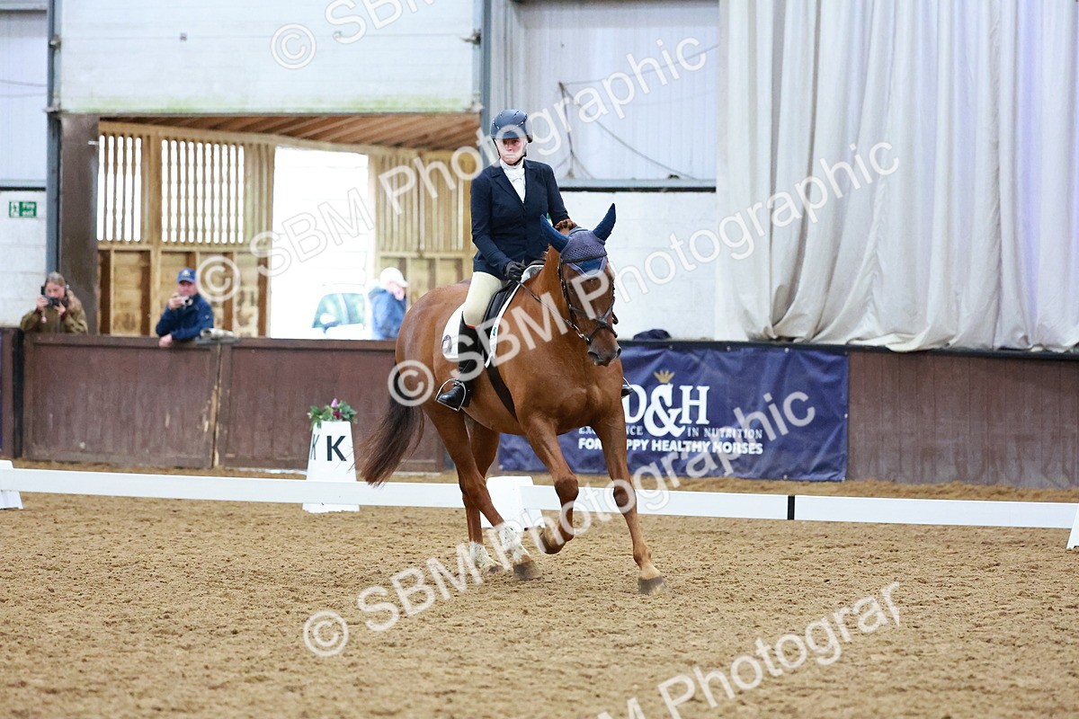 SBM_004255 - Class 12 - E2 Championship - 14.50-15.53