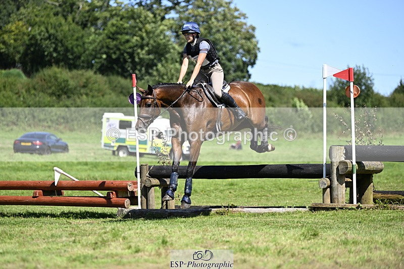 240811A-133111-03382 - 029-