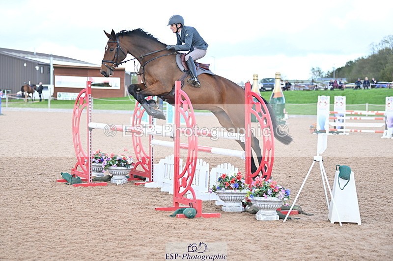 231014A-110826-04308 - Cls 18 Newcomers & 1.10m Open