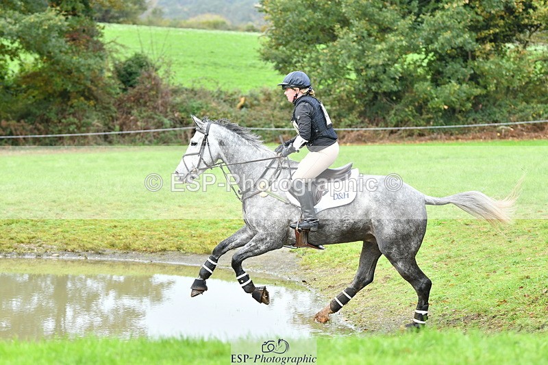 251025A-104806-17506 - D-360-Hannah.Norvill