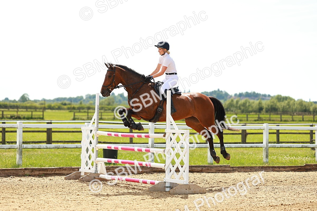 SBM_002487 - Class 4 - Senior Newcomers - 1.10m