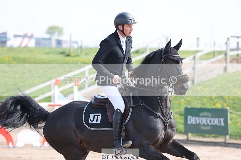 250424-103237-03088 - Cls 33 Young Horse 7yr old