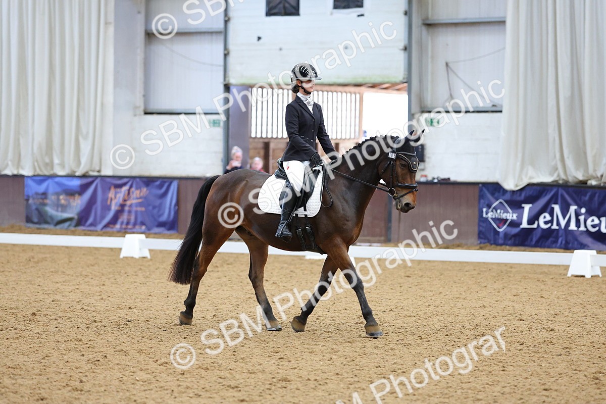 SBM_002689 - Novice
