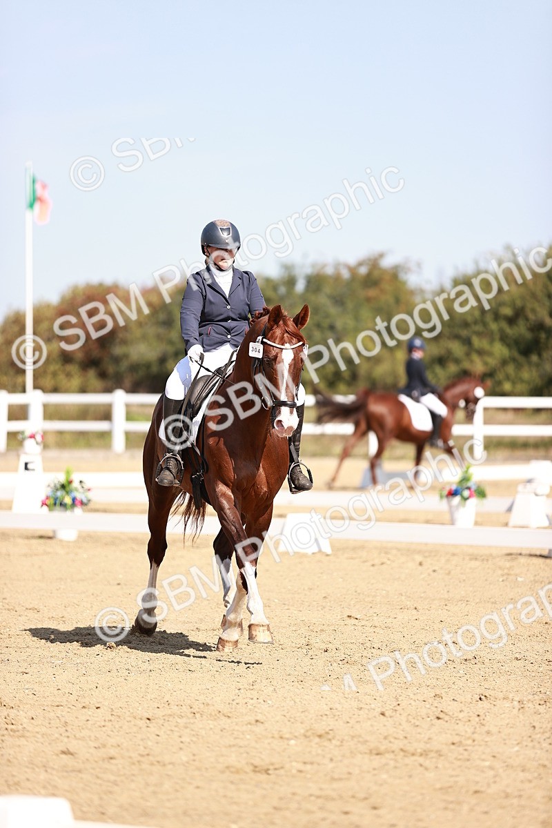 SBM_004457 - Class 12 - Novice 5 - 10.31-11.41