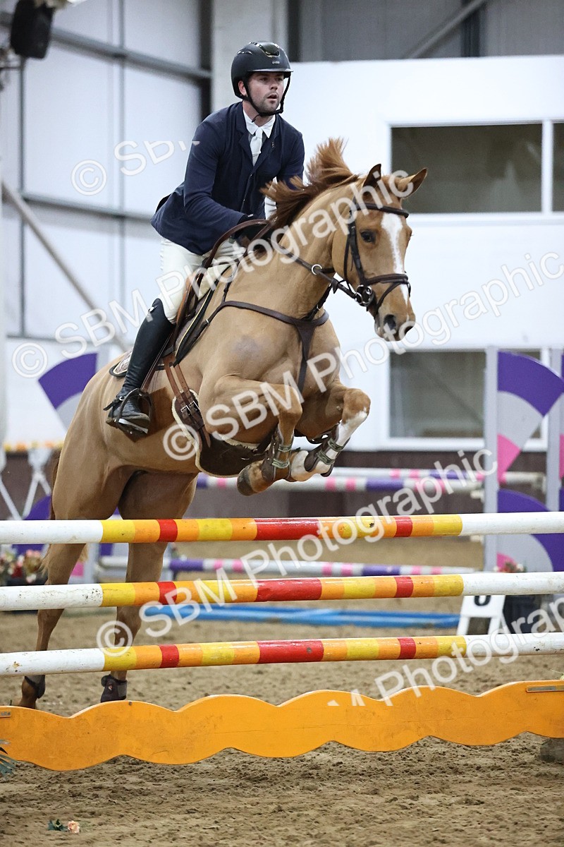 SBM_2678 - Class 9 - Senior Newcomers/ 1.10m Open