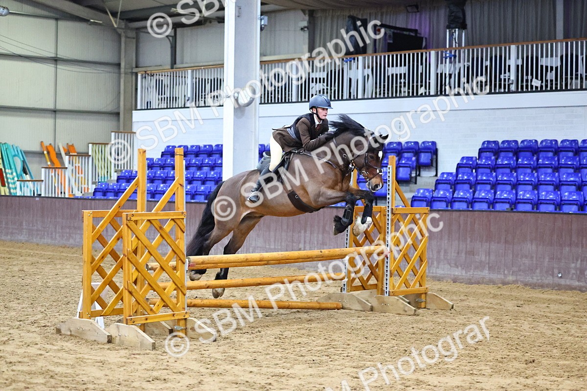 SBM_003512 - Class 37 - 80cm Training Stakes