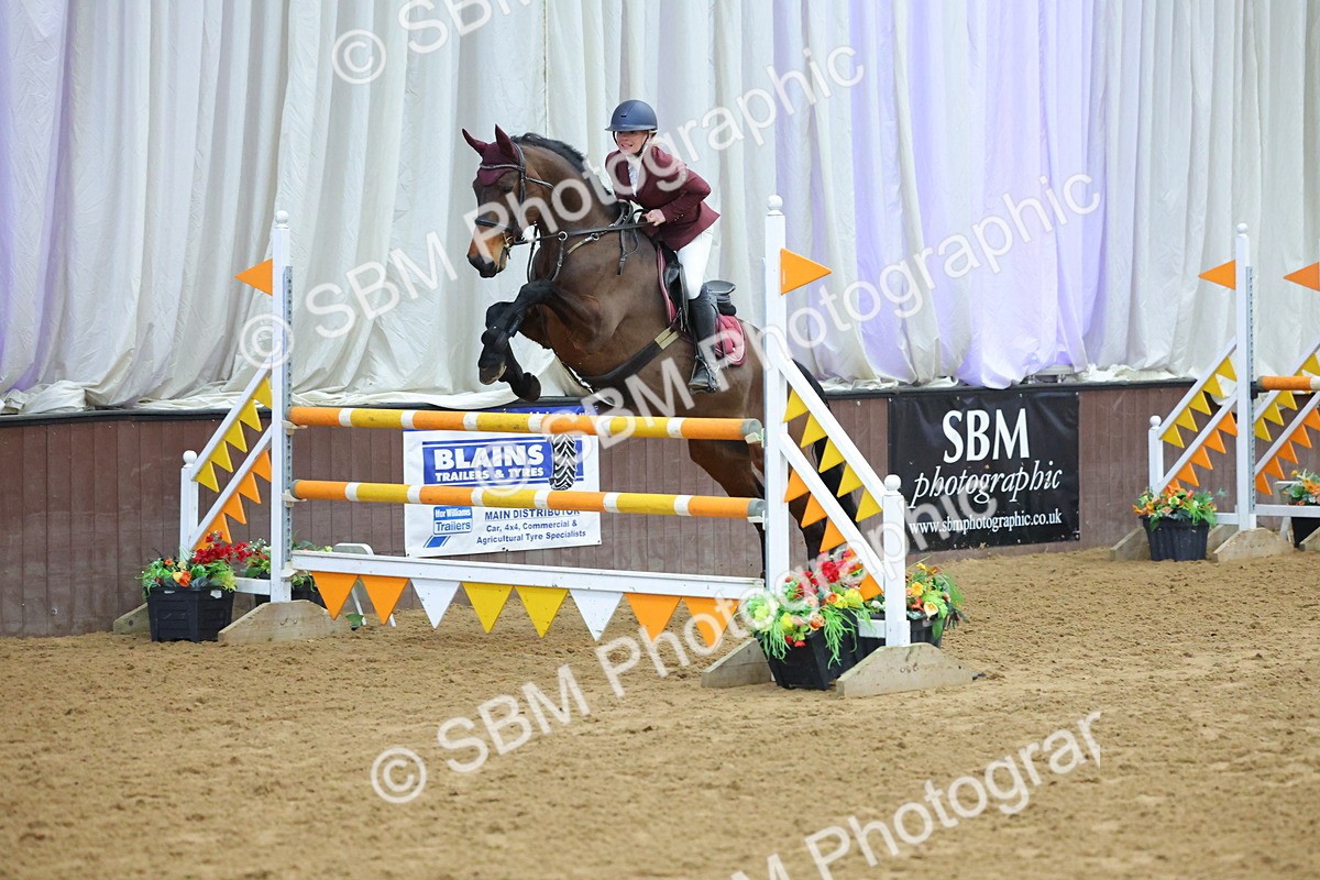 SBM_010751 - Class 23 - Senior Newcomers/ 1.10m Open - First Round (1.10m)