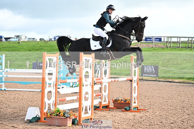 240912A-095536-00289 - Cls 1 Snr 1.05m & 1.10m Open