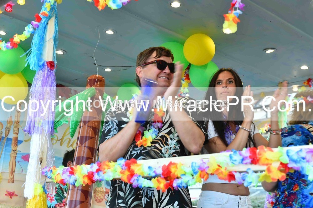 SH4_3444 - Carnival Procession.