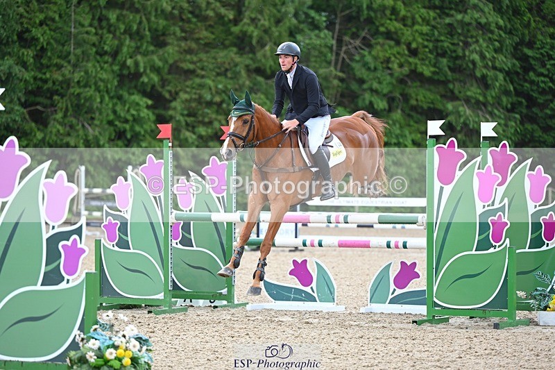 240526-160444-25255 - 223-MORNINGSTAR_VAN_ALTRIDO-Max_Warburton