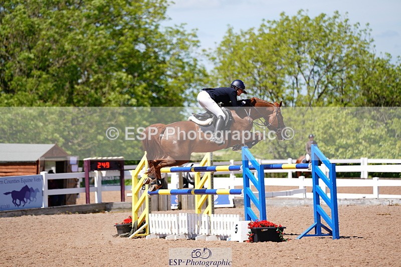 240525A-131510-06151 - Cls 17 National 1.30m