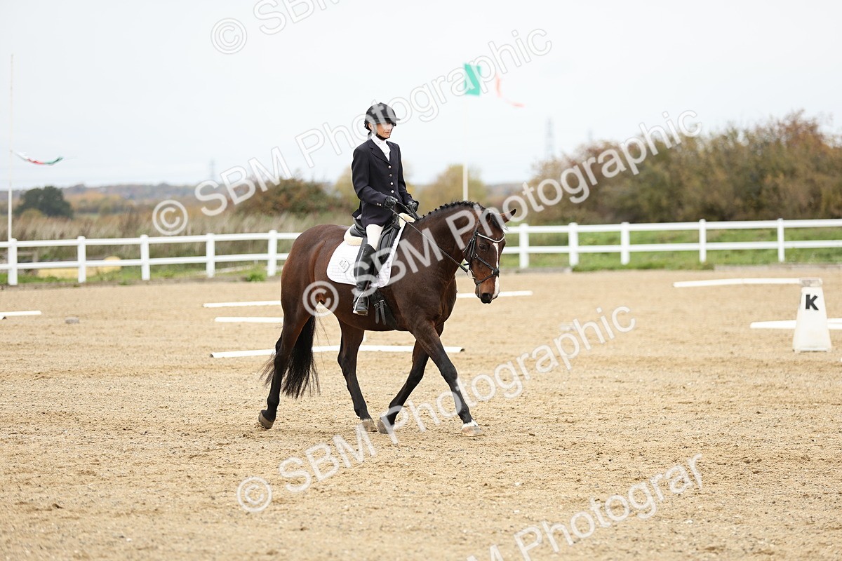 SBM_003010 - Class 8 - Novice 1