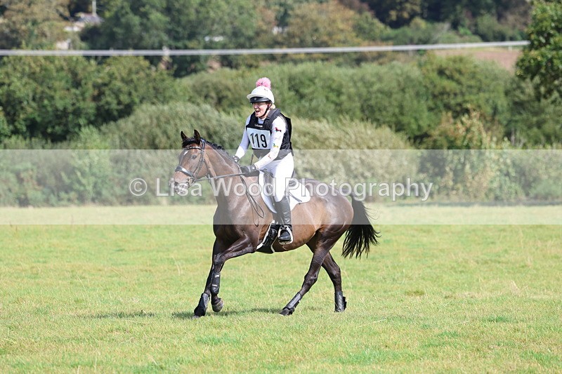 3E7A6671 - Class 1: Trebudannon Open: Pheasant Feeder