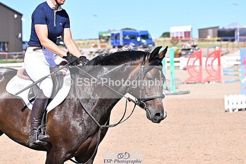 250708A-165635-00154 - 70cm Classes