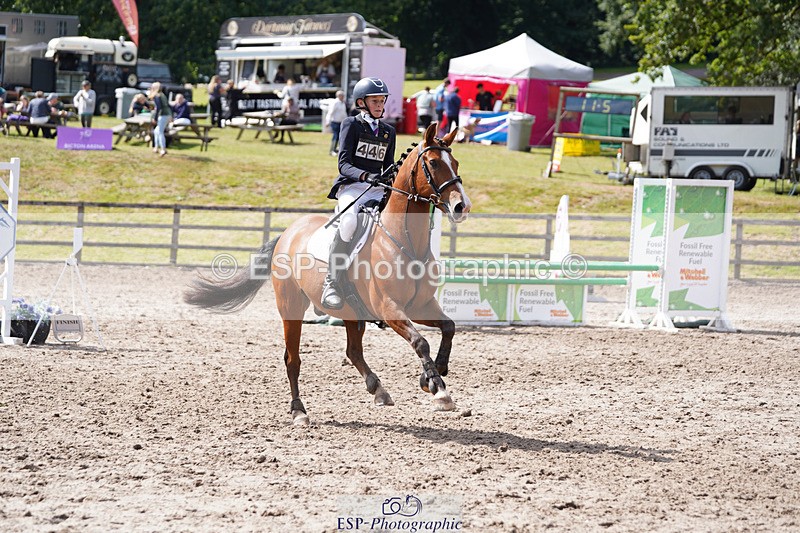 240824X-142154-28180 - 80cm Round 1 14.00 to 15.30