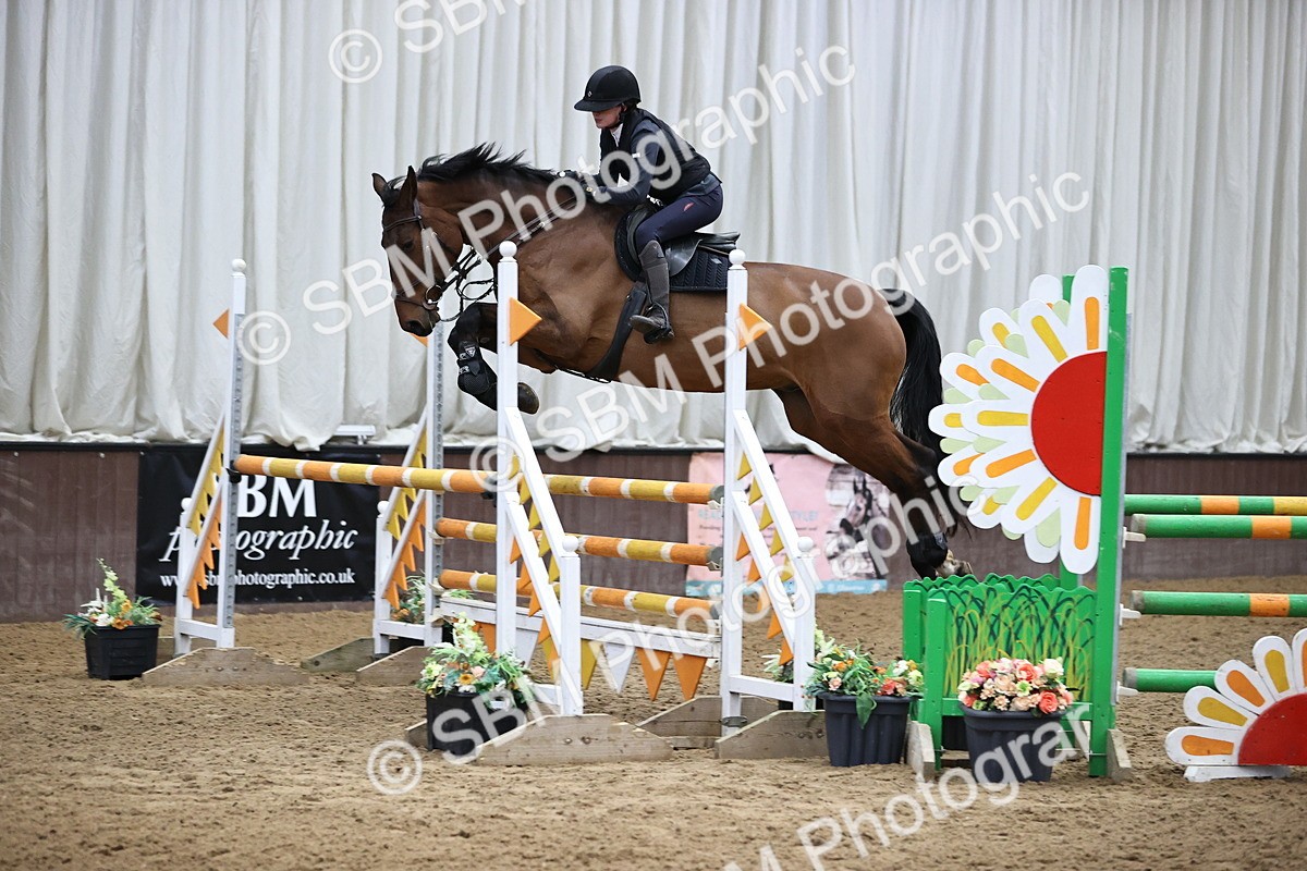 SBM_001798 - Class 4 - Senior Newcomers - 1.10m Open