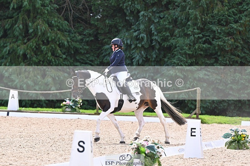 240809-114921-00584 - 228-Lauren.Picknett-Bonnie.V