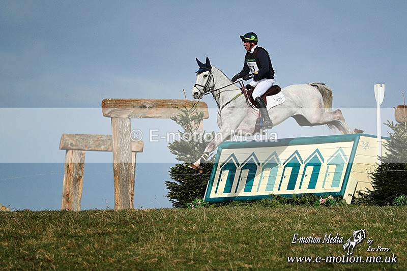 BE 210325 735a - Equestrian