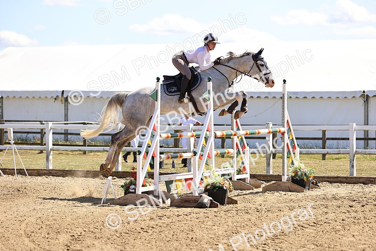 SBM_015048 - Class 16 - Senior foxhunter - 1.20m Open