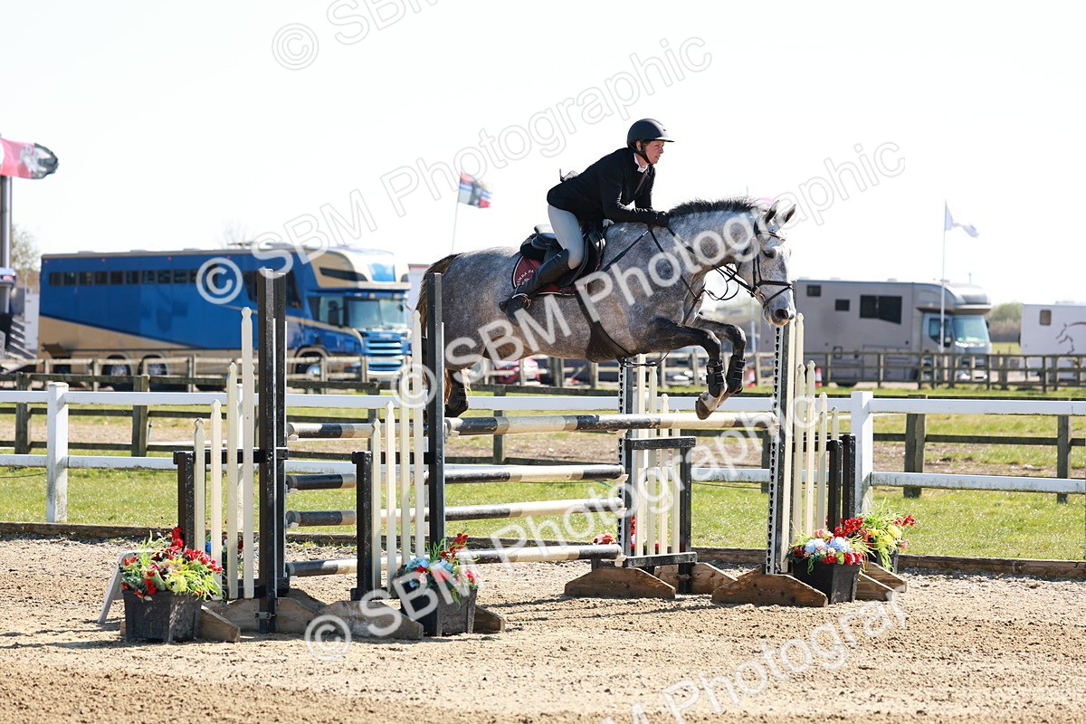 SBM_004680 - Class 18 - Senior Foxhunter - 1.20m