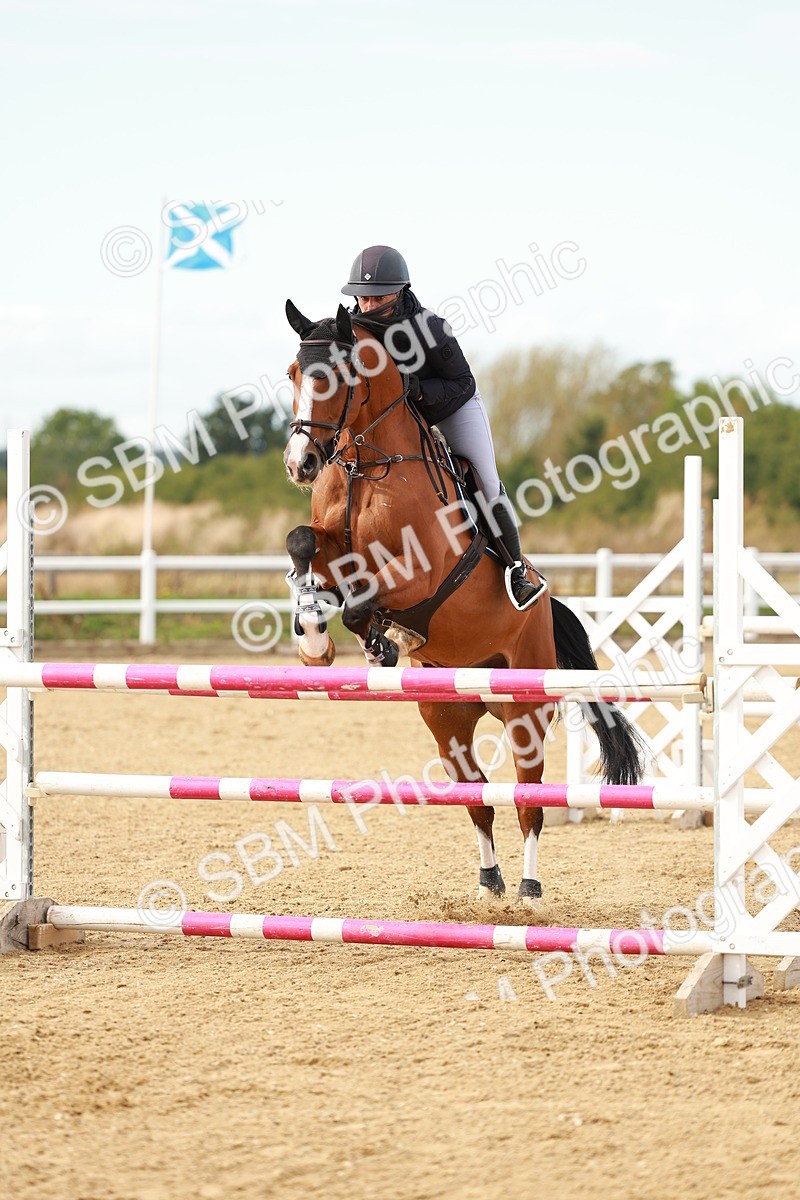 SBM_001691 - Class 4 - Senior Newcomers - 1.10m