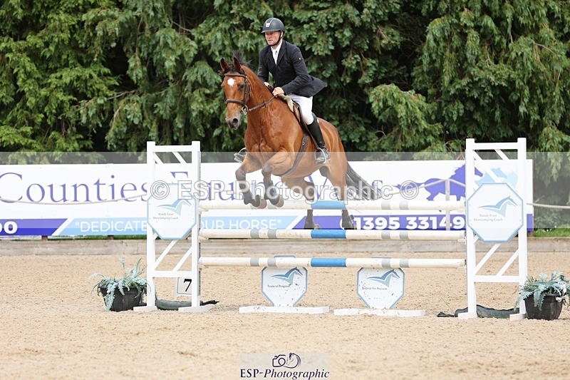 240711-153304-28982 - Cls 124 Foxhunter