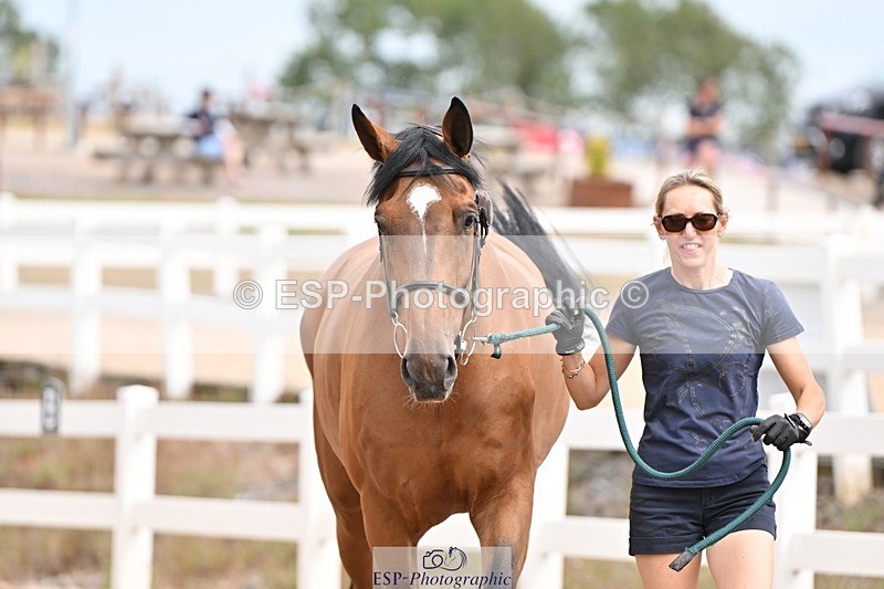 250716-153944-02096 - Trot Up 3.30 to 4.30