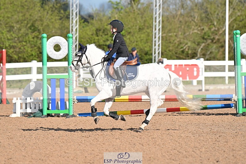 240504A-091519-00052 - Cls 11 Clear Round 50cm